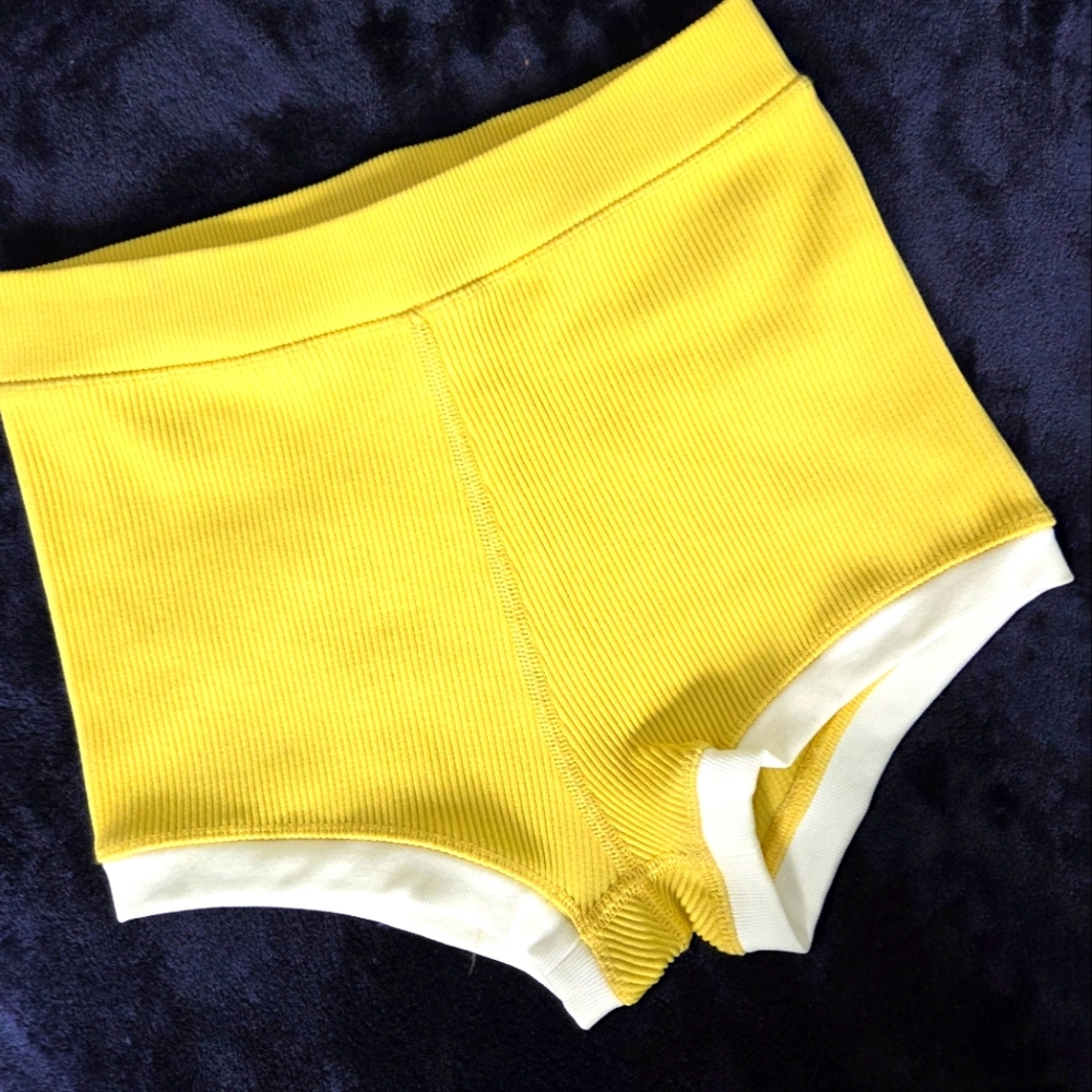 NWOT OFFLINE BY AerieYellow Ribbed High-Waisted Shorts, Size XS
